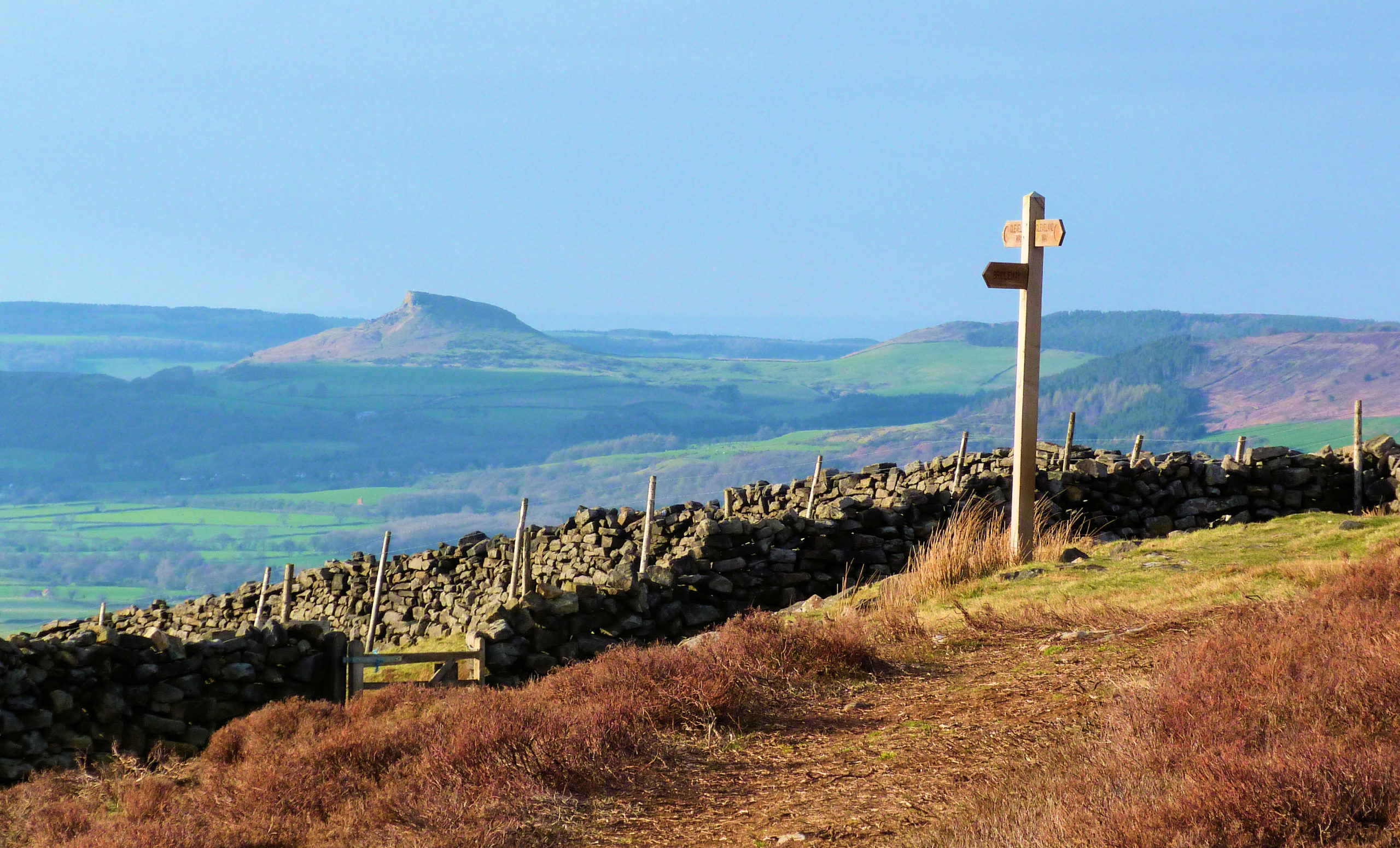 Round Hill on Urra Moor Where2Walk
